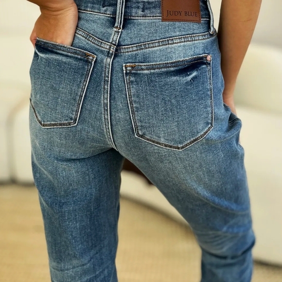 Judy Blue Light Blue Straight Leg Jeans - Picture 7 of 9